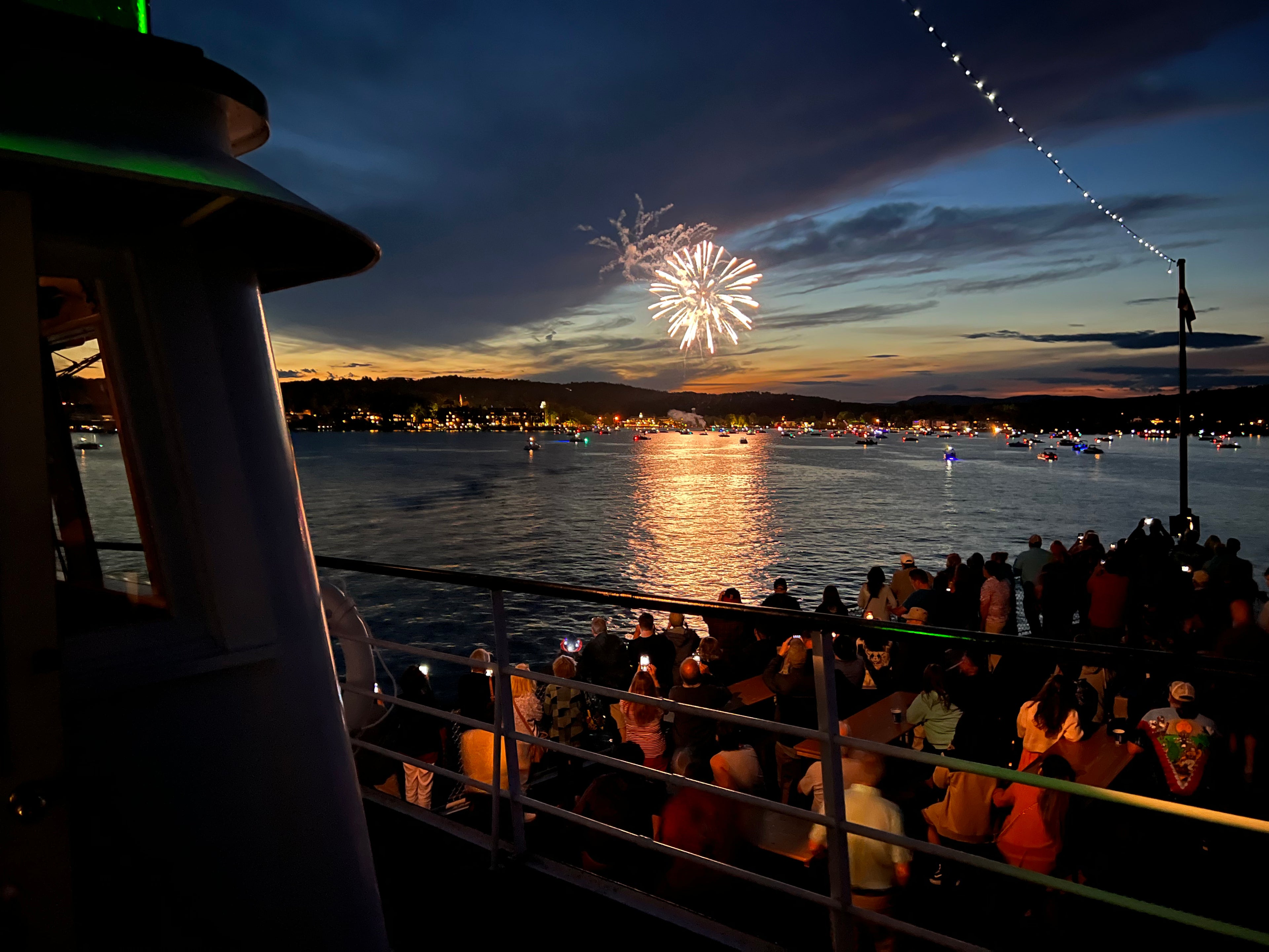 mount washington dinner cruise dress code River Cruise Dress Codes: What to Pack?